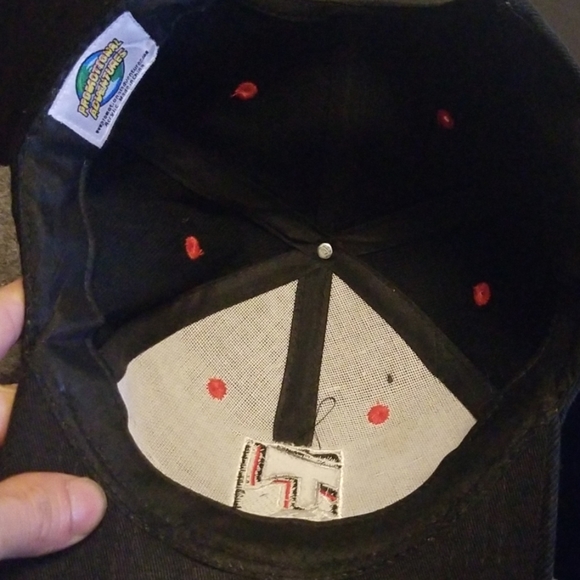 Hat - Picture 3 of 4